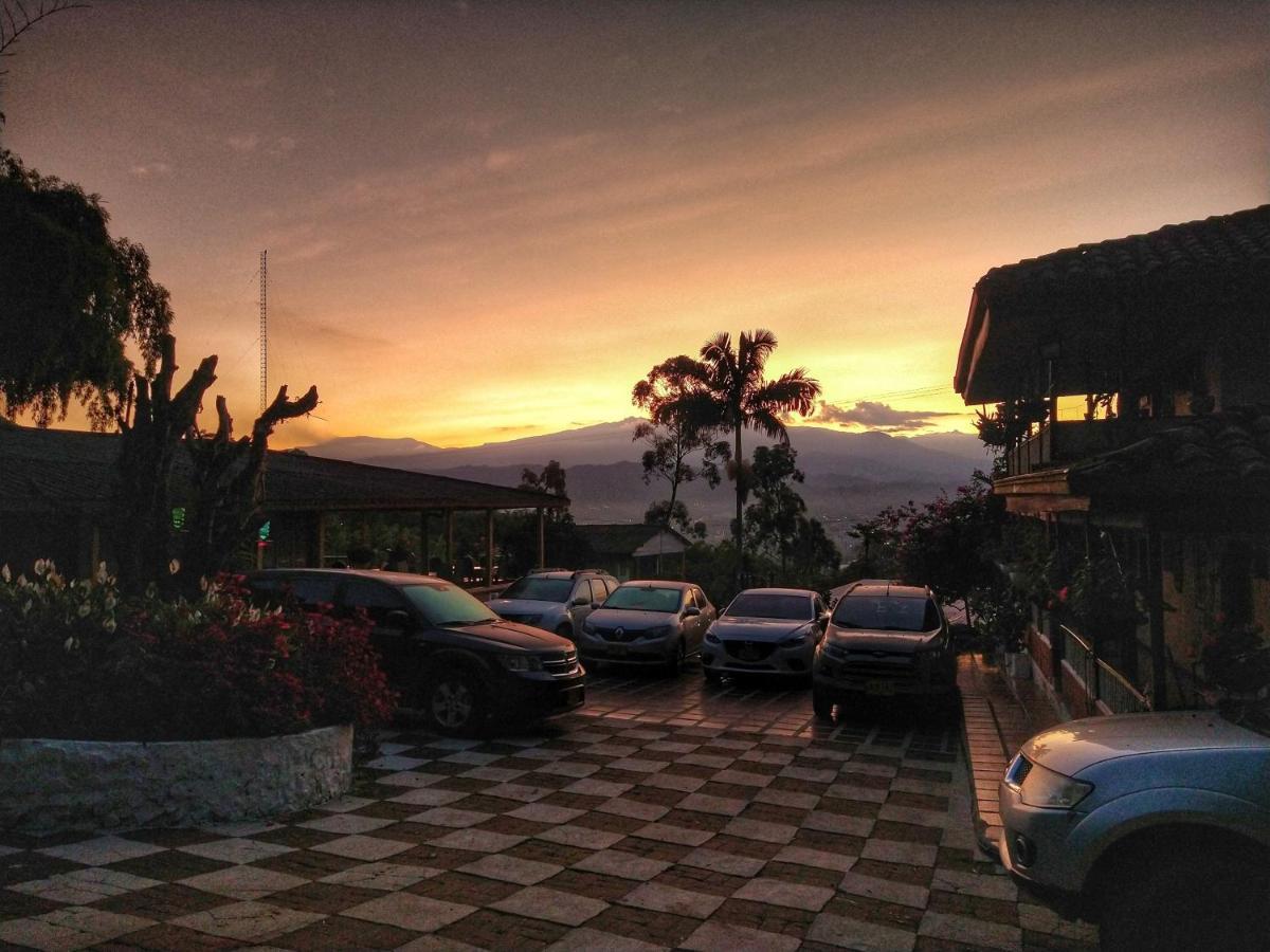 Finca Turistica Los Rosales Pereira Buitenkant foto
